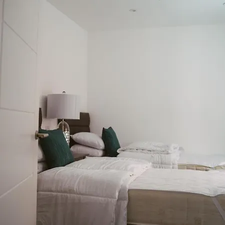 Casa de Férias 4 2 Bedroom, Sleeps X 6